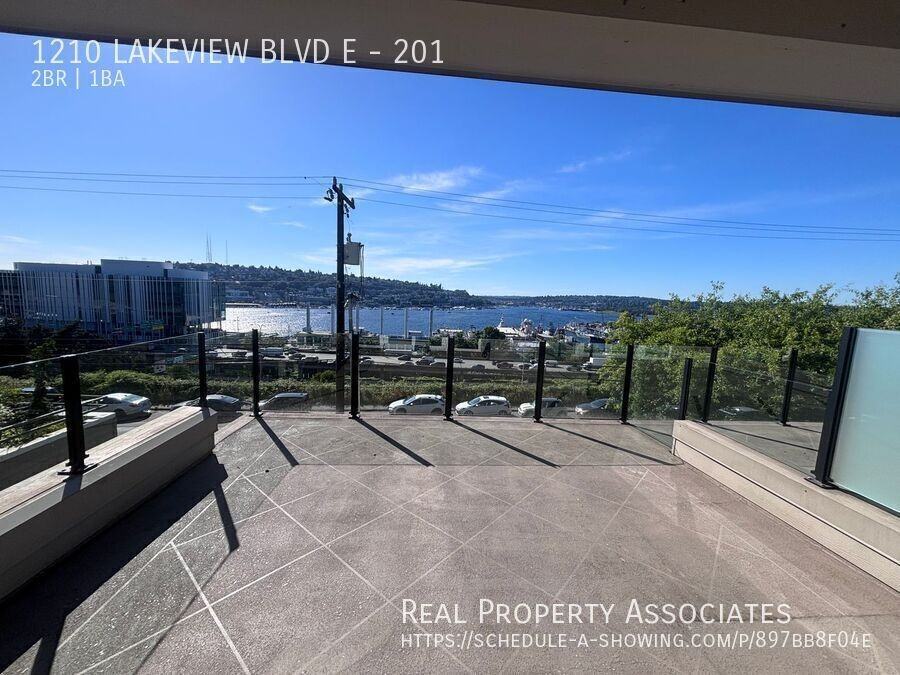 1210 Lakeview Blvd E #201