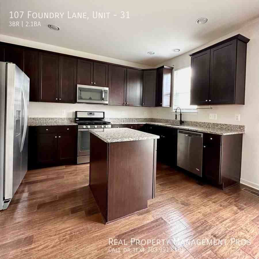 107 Foundry Ln #31 - Photo 2 of 19