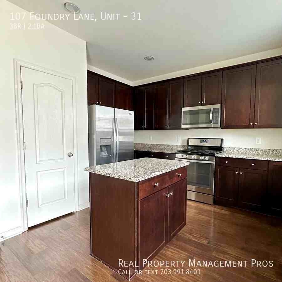 107 Foundry Ln #31 - Photo 3 of 19