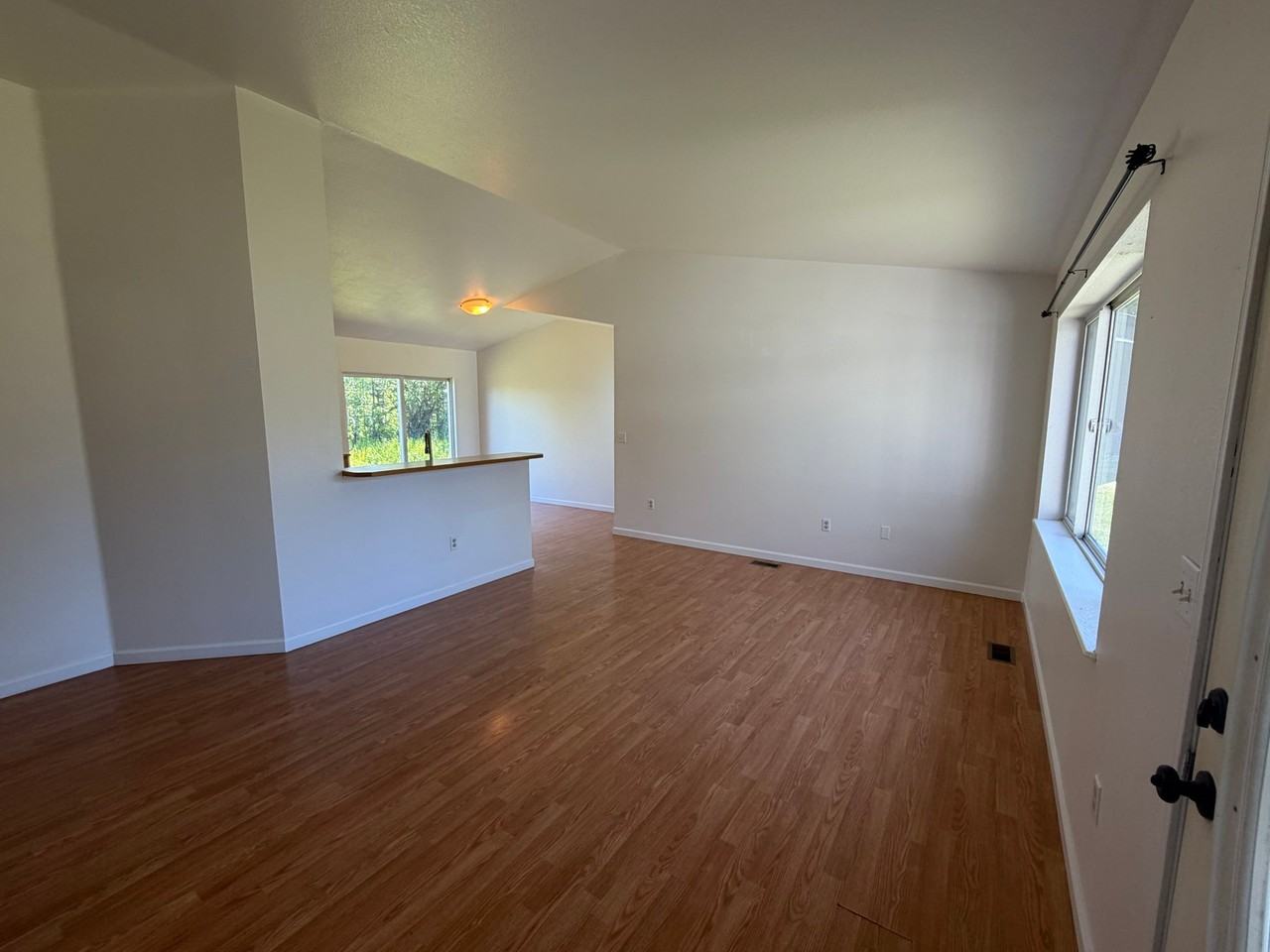 1685 N Lacy Loop - Photo 2 of 8