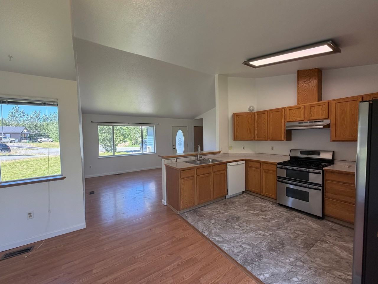 1685 N Lacy Loop - Photo 4 of 8