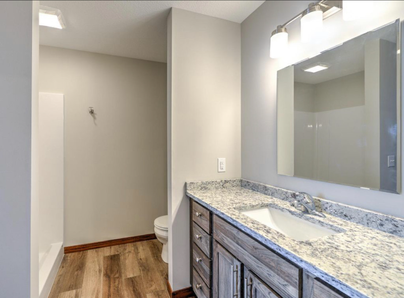 421 Sierra Pl - Photo 4 of 16