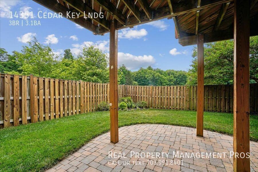 14351 Cedar Key Lndg - Photo 3 of 35