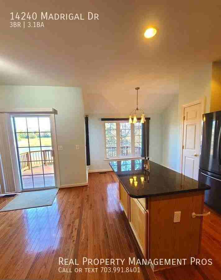 14240 Madrigal Dr - Photo 7 of 21