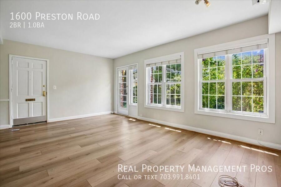 1600 Preston Rd - Photo 4 of 36