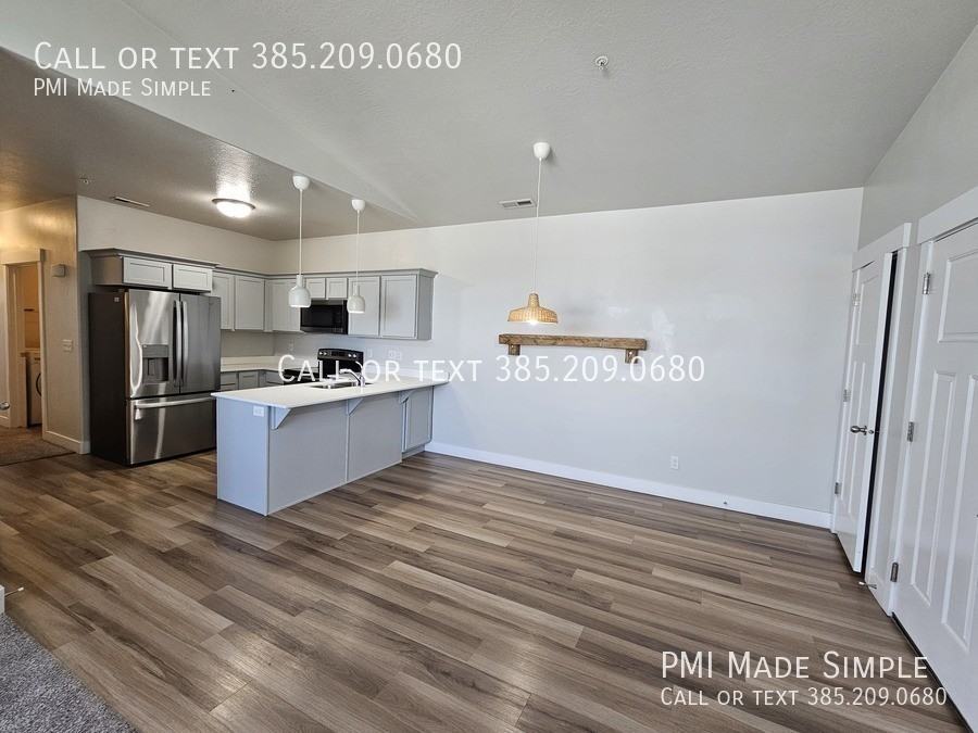 4064 W 1850 N #301 - Photo 5 of 39
