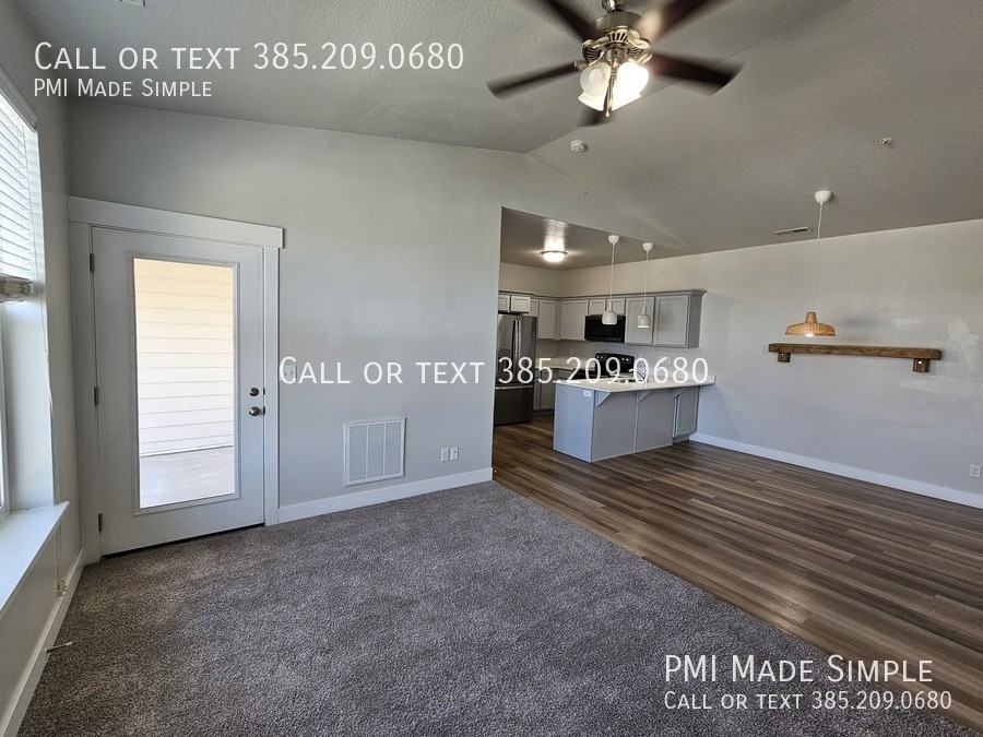 4064 W 1850 N #301 - Photo 6 of 39
