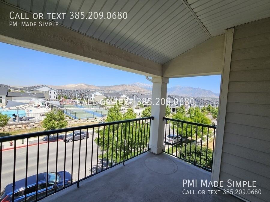 4064 W 1850 N #301 - Photo 7 of 39