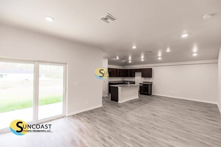 391 Greenbriar Blvd - Photo 5 of 17