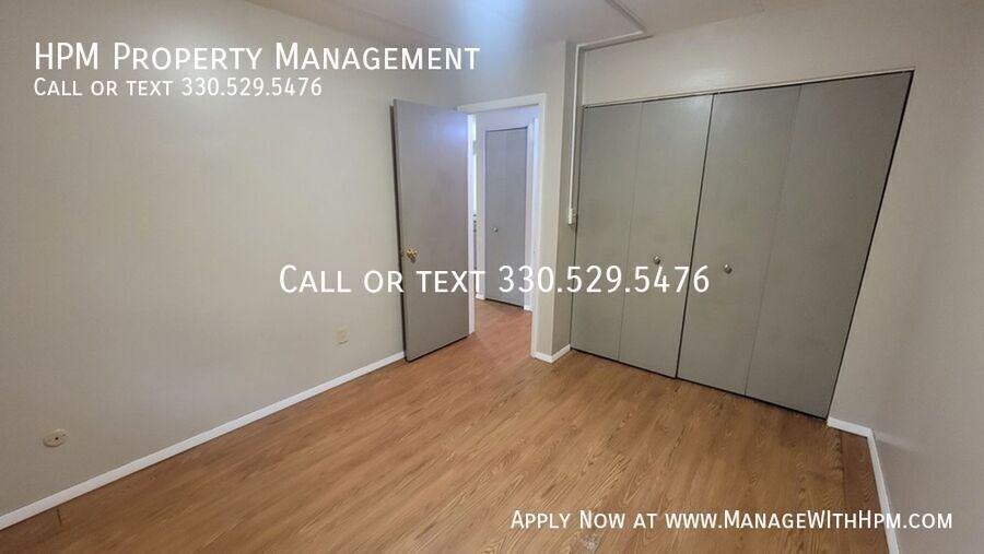 409 Sherman St #1 - Photo 3 of 9
