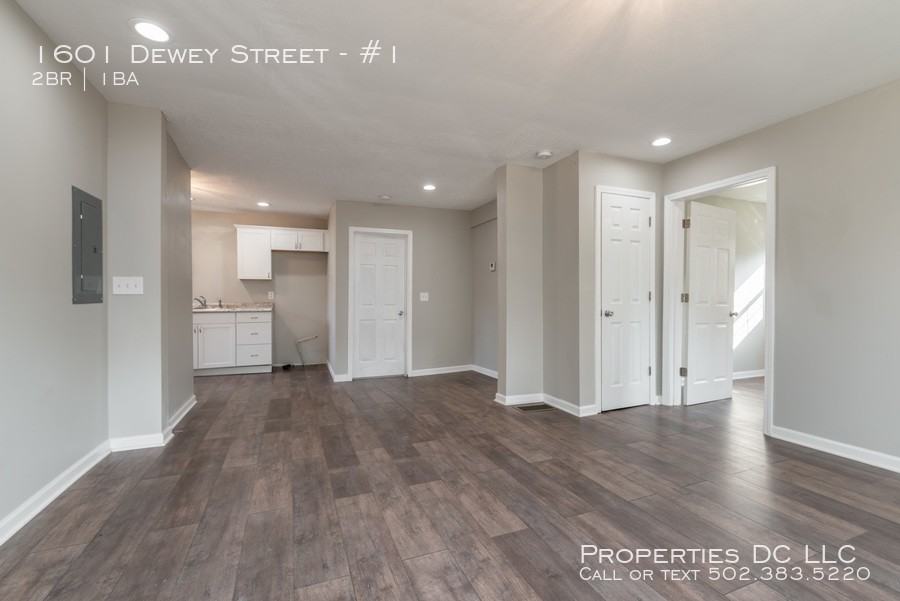 1601 Dewey St #1 - Photo 3 of 13