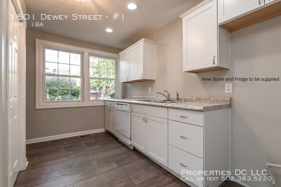 1601 Dewey St #1 - Photo 5 of 13