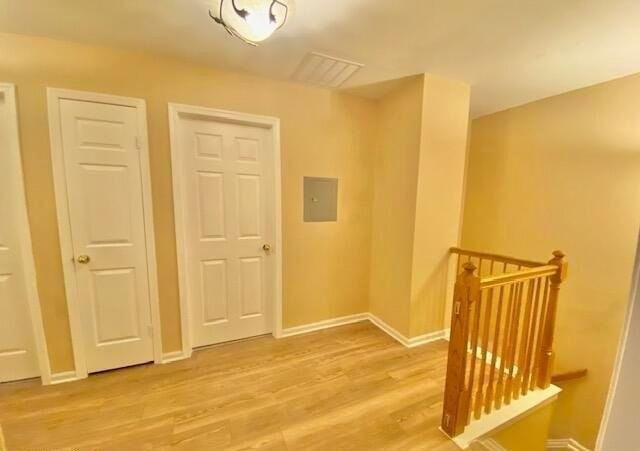1077 Roseberry Ct - Photo 7 of 21