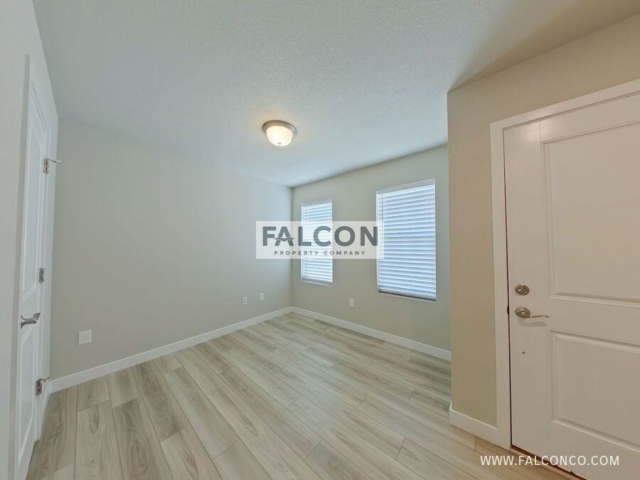 6773 Nystrom Ter - Photo 3 of 31
