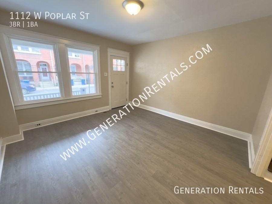 1112 W Poplar St - Photo 7 of 16