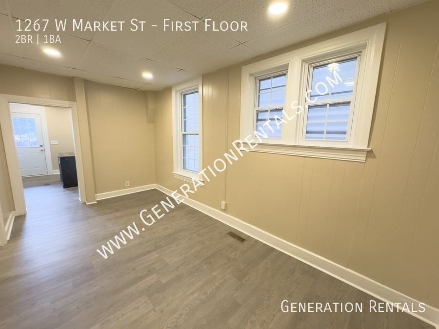 1267 W Market St #1stFL - Photo 5 of 11