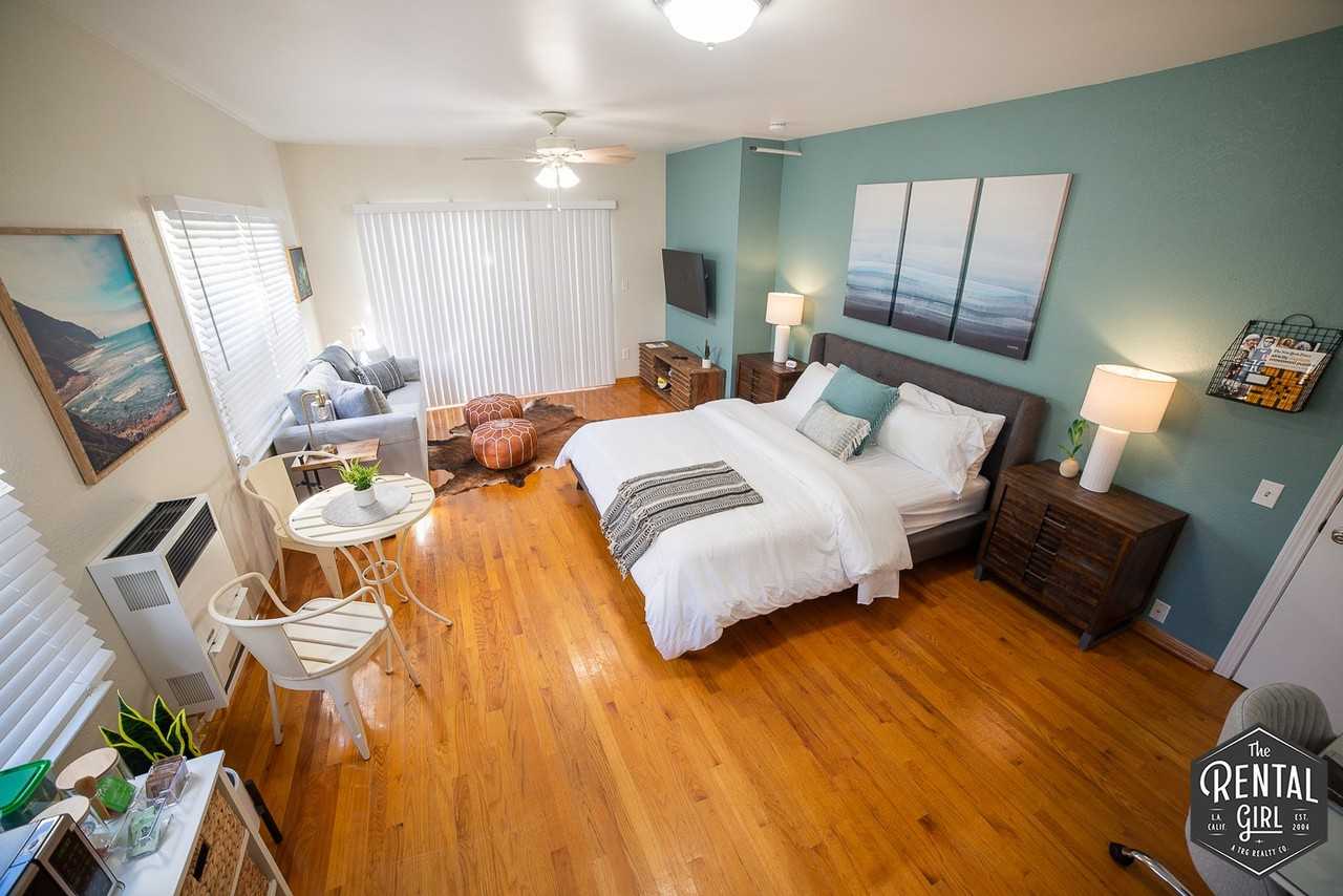 26 Breeze Ave #2 - Photo 6 of 10