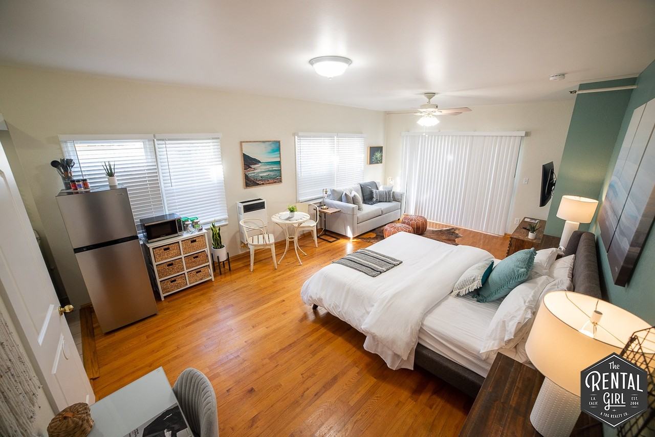 26 Breeze Ave #2 - Photo 7 of 10