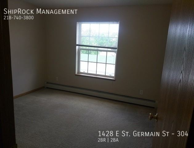 1428 E Saint Germain St #304 - Photo 6 of 16