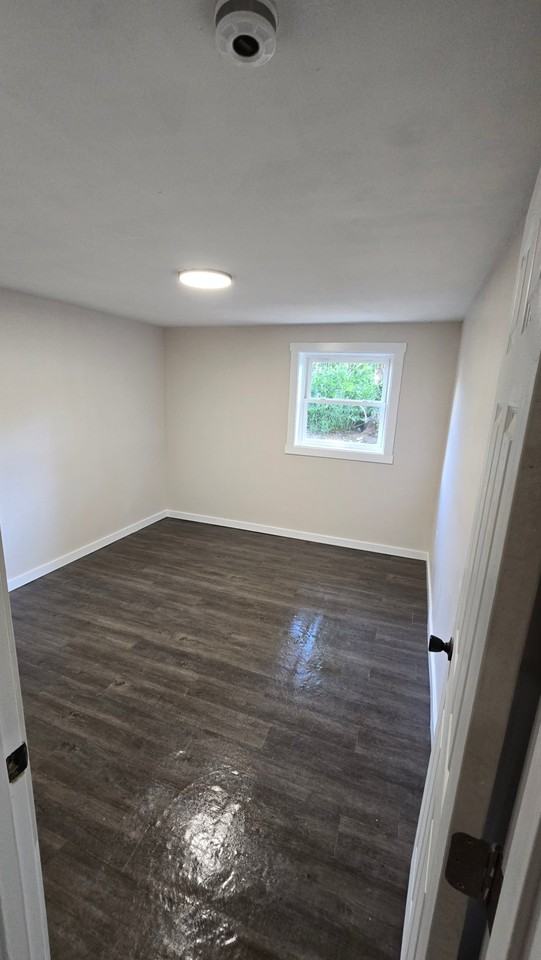 109 S Sawyer St #A3 - Photo 4 of 6
