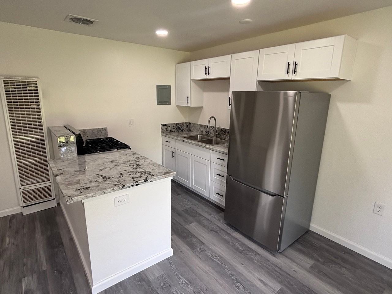 2720 Forrest St #2 - Photo 7 of 29