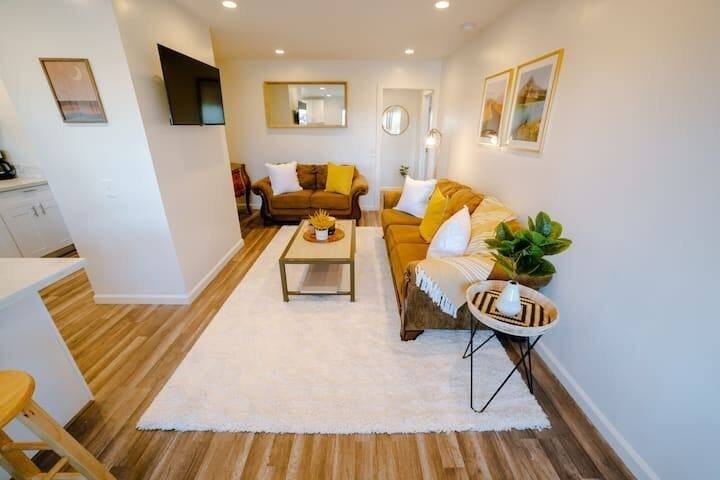 366 3rd St - Photo 6 of 6
