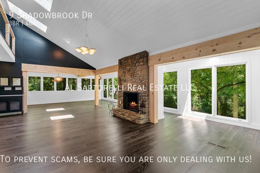9 Shadowbrook Dr - Photo 4 of 43
