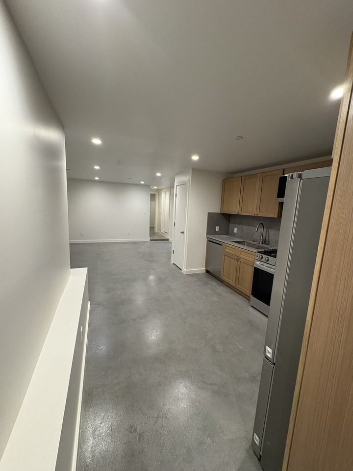46 Jasper Pl - Photo 2 of 15