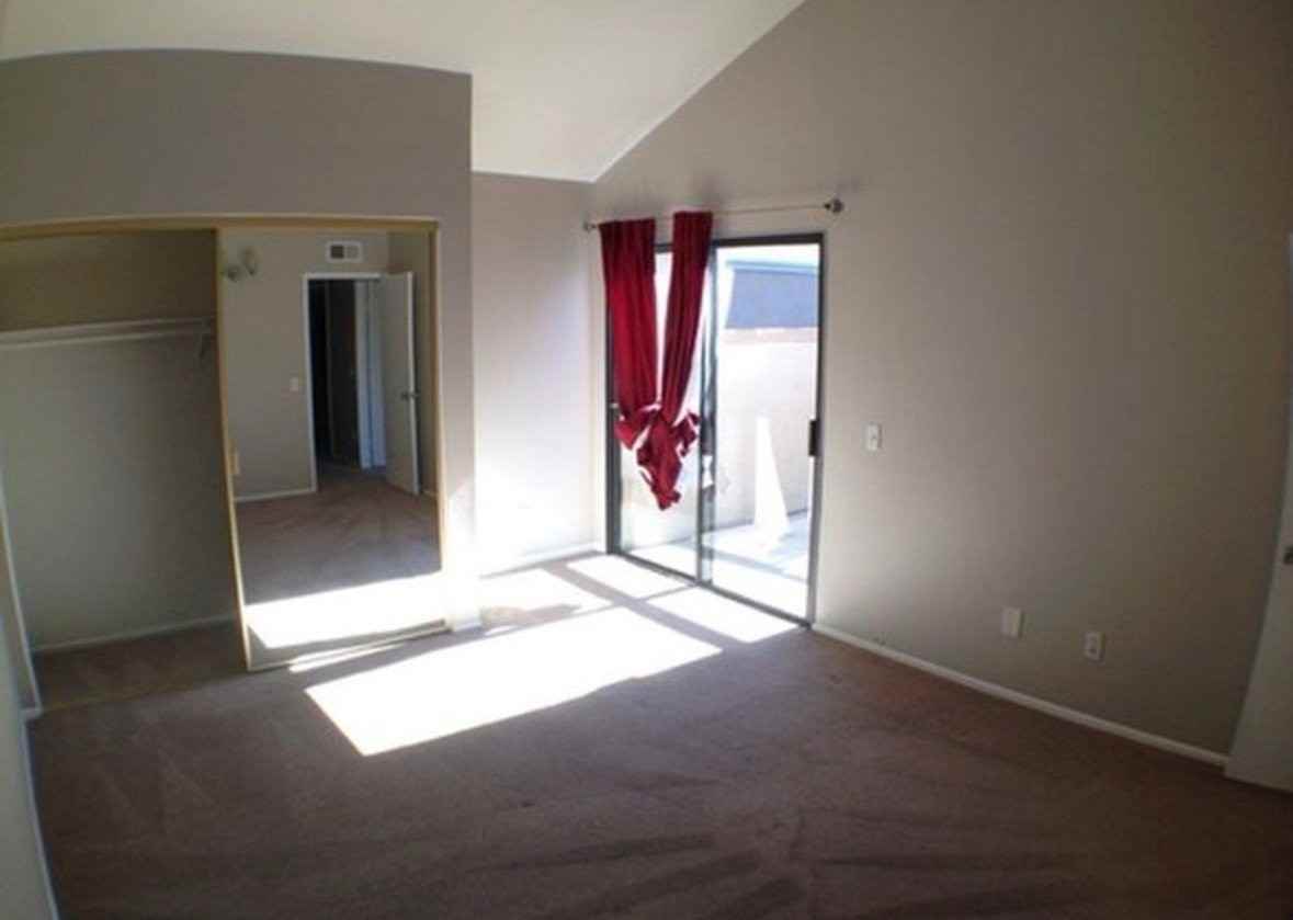2985 Haddonfield Loop - Photo 4 of 7
