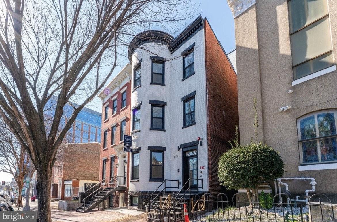 1112 6th St Nw #6 - Photo 2 of 17