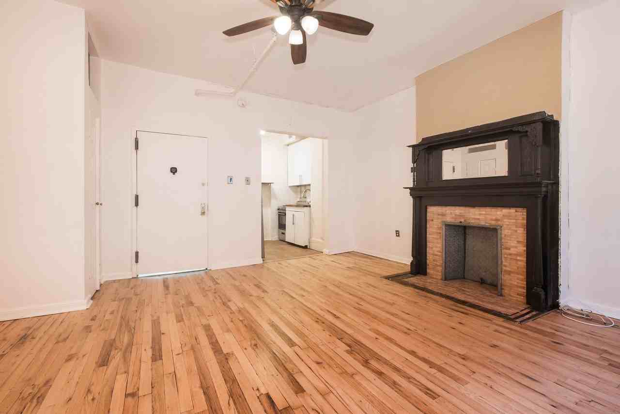 607 W 138th St #3 - Photo 2 of 7