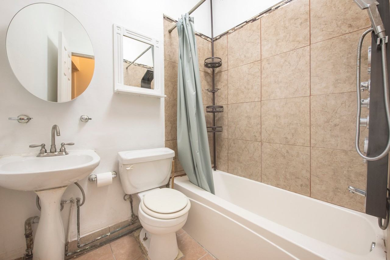 607 W 138th St #3 - Photo 5 of 7