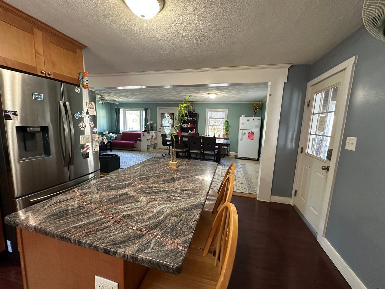 85 Bouchard Ave - Photo 3 of 19