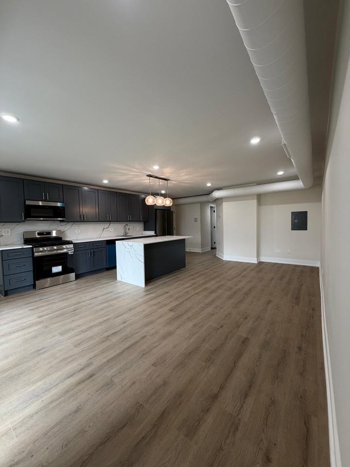 10205 Dearlove Rd #301 - Photo 5 of 20
