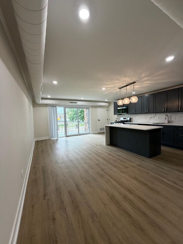 10205 Dearlove Rd #301 - Photo 7 of 20