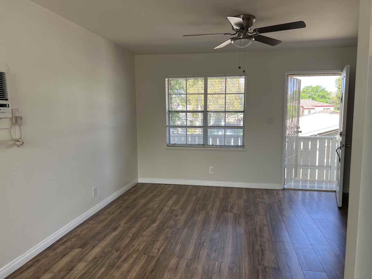 132 N Yale Ave #132 - Photo 3 of 14