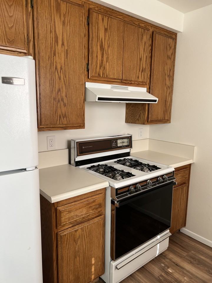 132 N Yale Ave #132 - Photo 5 of 14