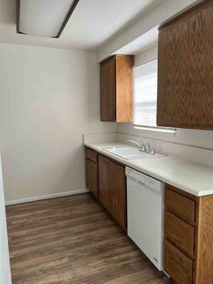 132 N Yale Ave #132 - Photo 6 of 14