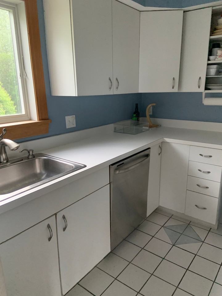 2608 Lewis O Gray Dr - Photo 2 of 6