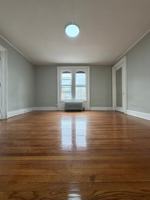 featured image of 124 E 7th St #3