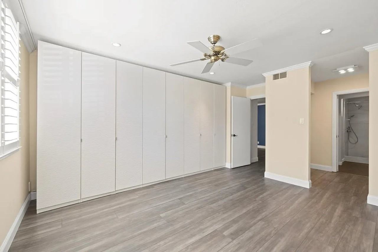 200 Elm St - Photo 2 of 20