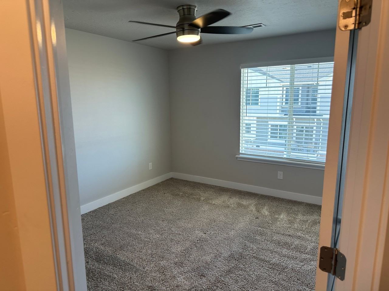 4199 W Gunlock Park Ct - Photo 7 of 10