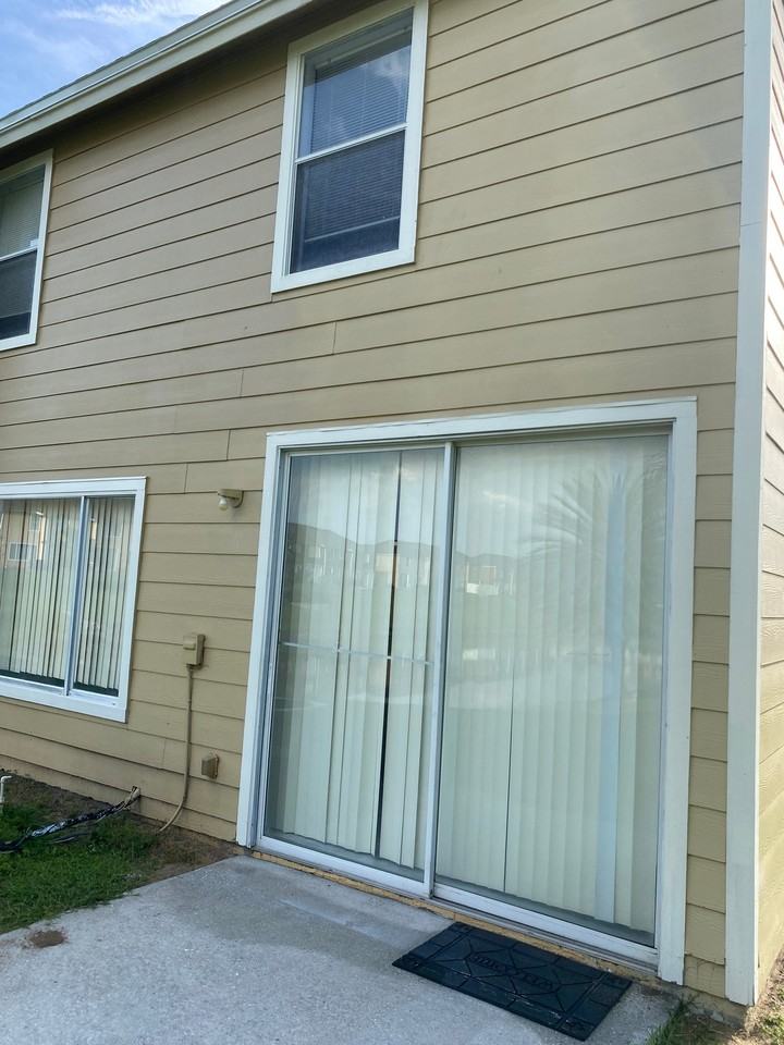 1335 Washington Palm Loop - Photo 4 of 21