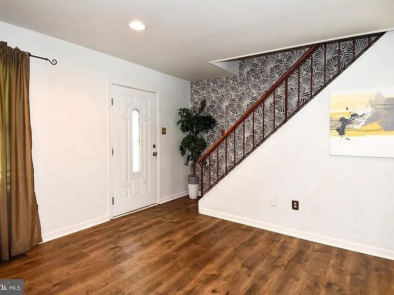 3306 Moreland Pl - Photo 4 of 12