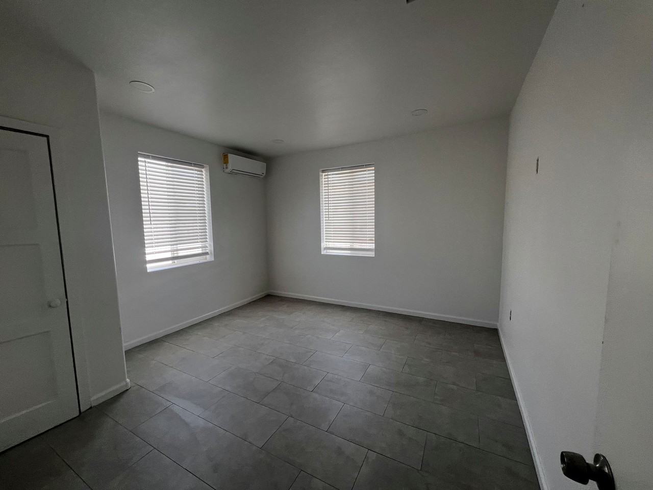 303 N M St - Photo 7 of 16
