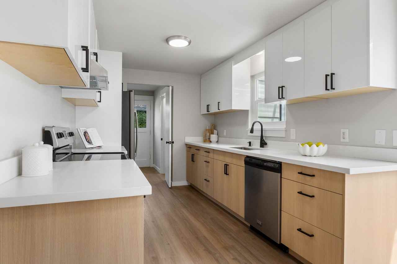 2125 N Highland St - Photo 7 of 20