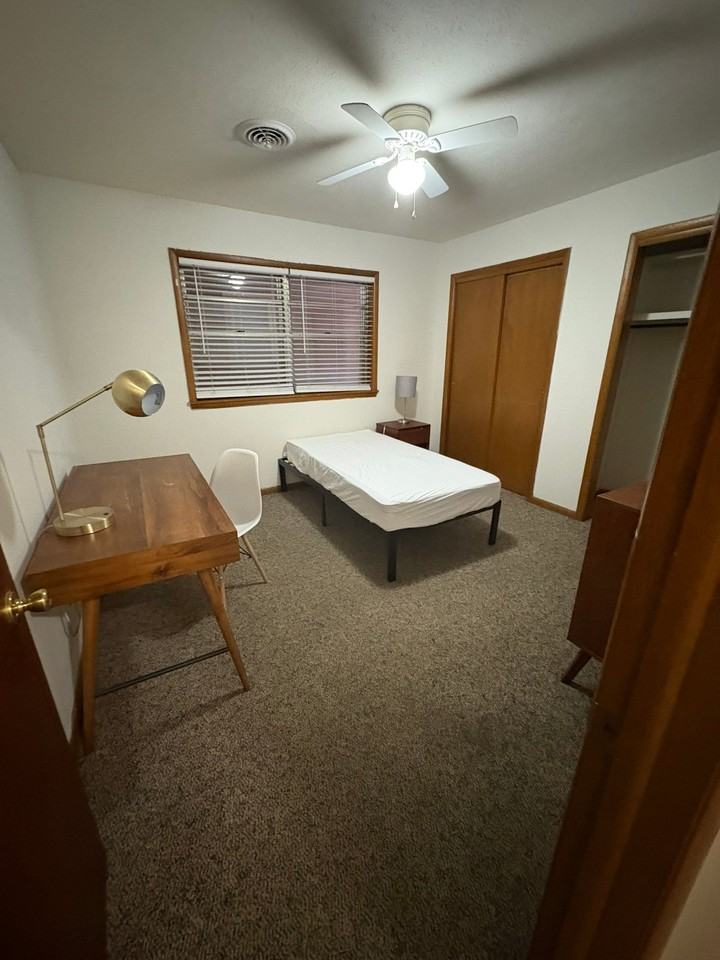 1215 E Elm St #107 - Photo 6 of 6
