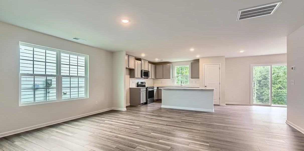 1543 Cottage Creek Dr - Photo 2 of 8