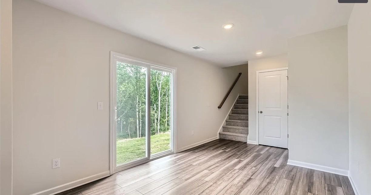 1543 Cottage Creek Dr - Photo 3 of 8