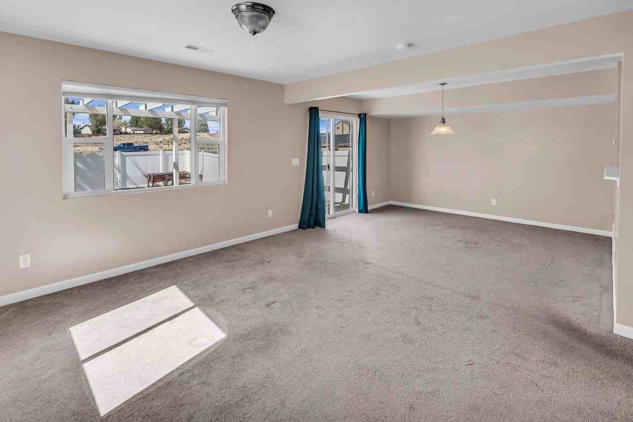 2705 Cloud Ct - Photo 3 of 11